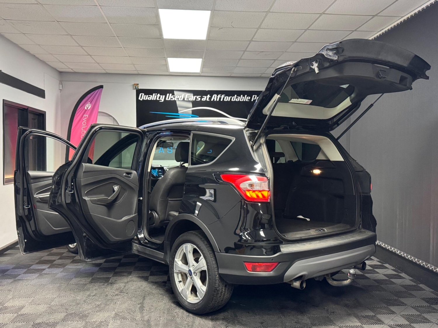 Used Ford Kuga 2018 for sale - 76423950: Photo 9