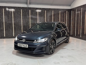 Used Volkswagen Golf 2018 for sale - 79106667: Photo