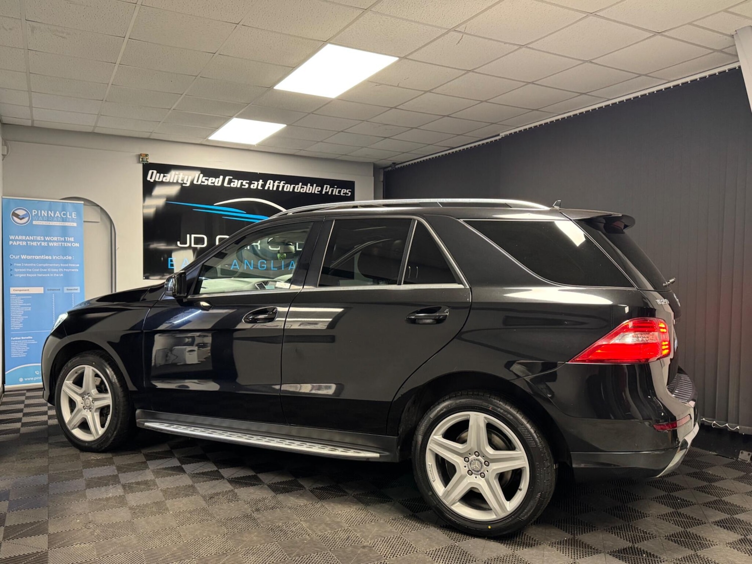 Used Mercedes-Benz M Class 2015 for sale - 76866191: Photo 11