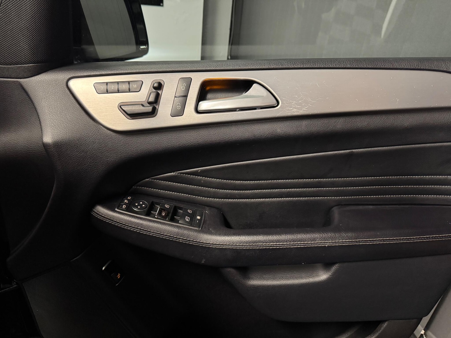 Used Mercedes-Benz M Class 2015 for sale - 76866191: Photo 24