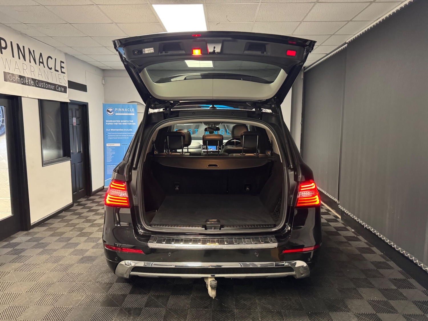 Used Mercedes-Benz M Class 2015 for sale - 76866191: Photo 27