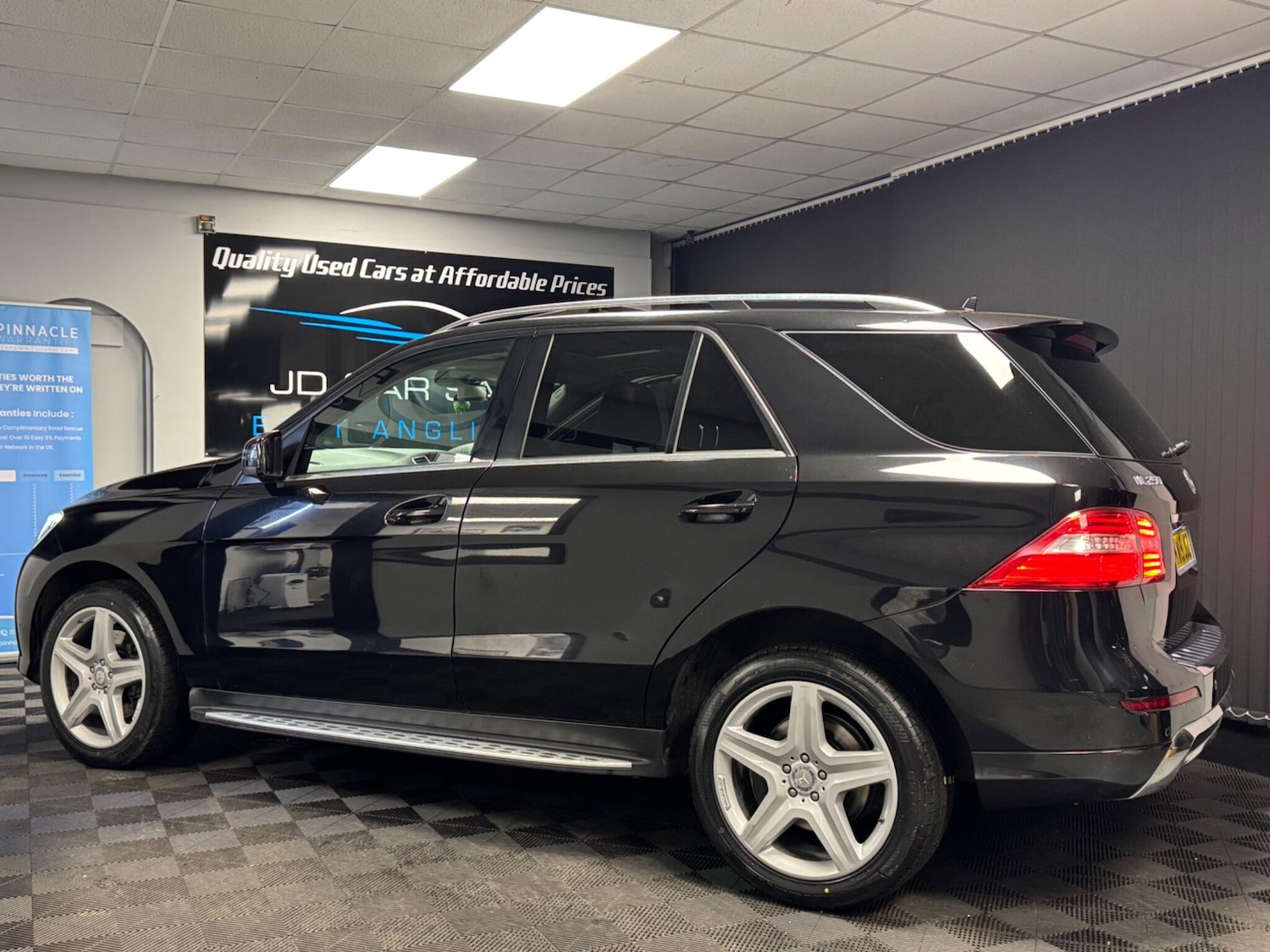 Used Mercedes-Benz M Class 2015 for sale - 76866191: Photo 9