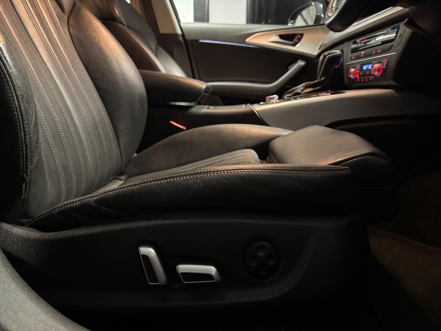 Used Audi A6 Allroad 2015 for sale - 77626180: Photo 21