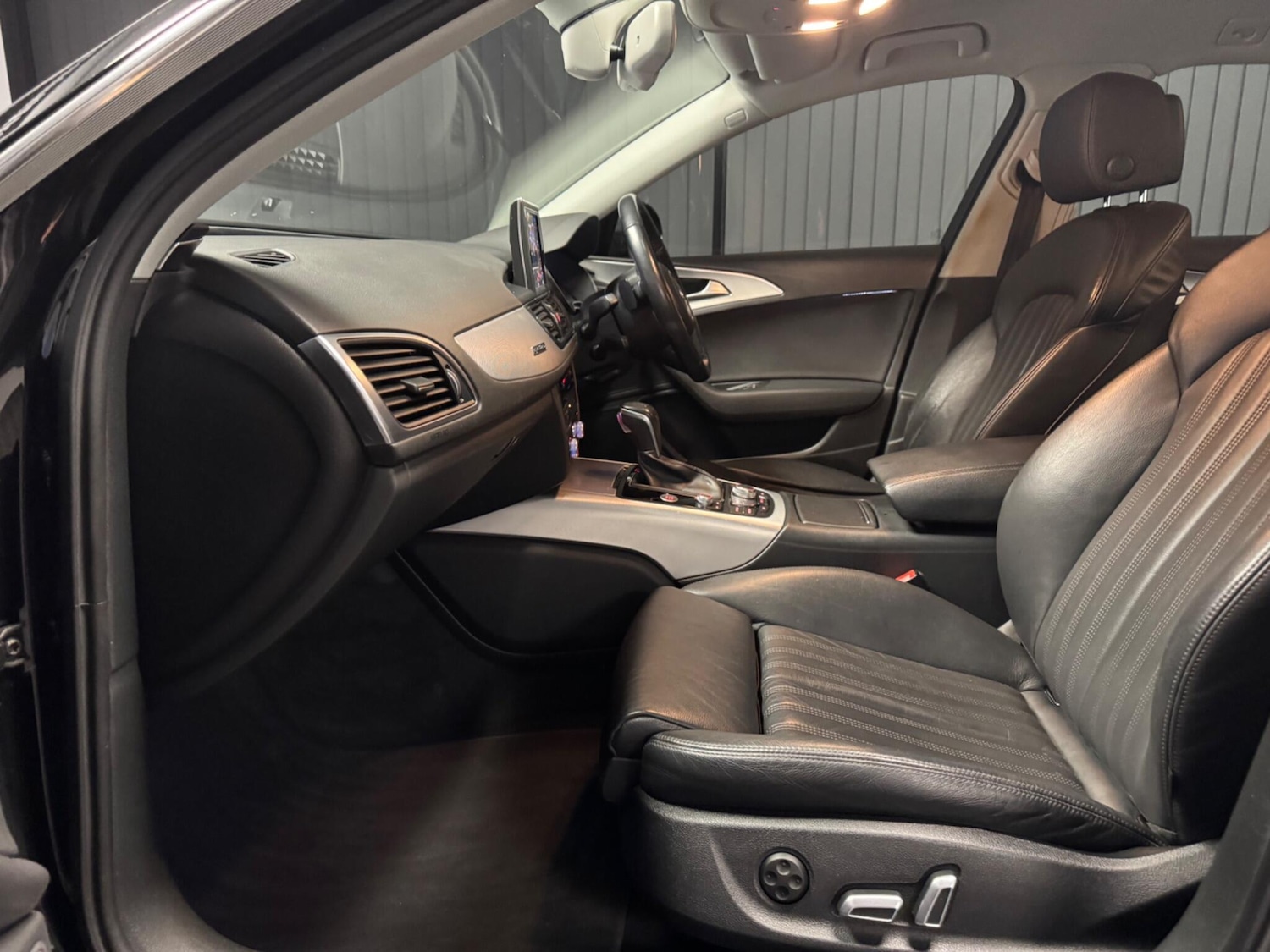 Used Audi A6 Allroad 2015 for sale - 77626180: Photo 25