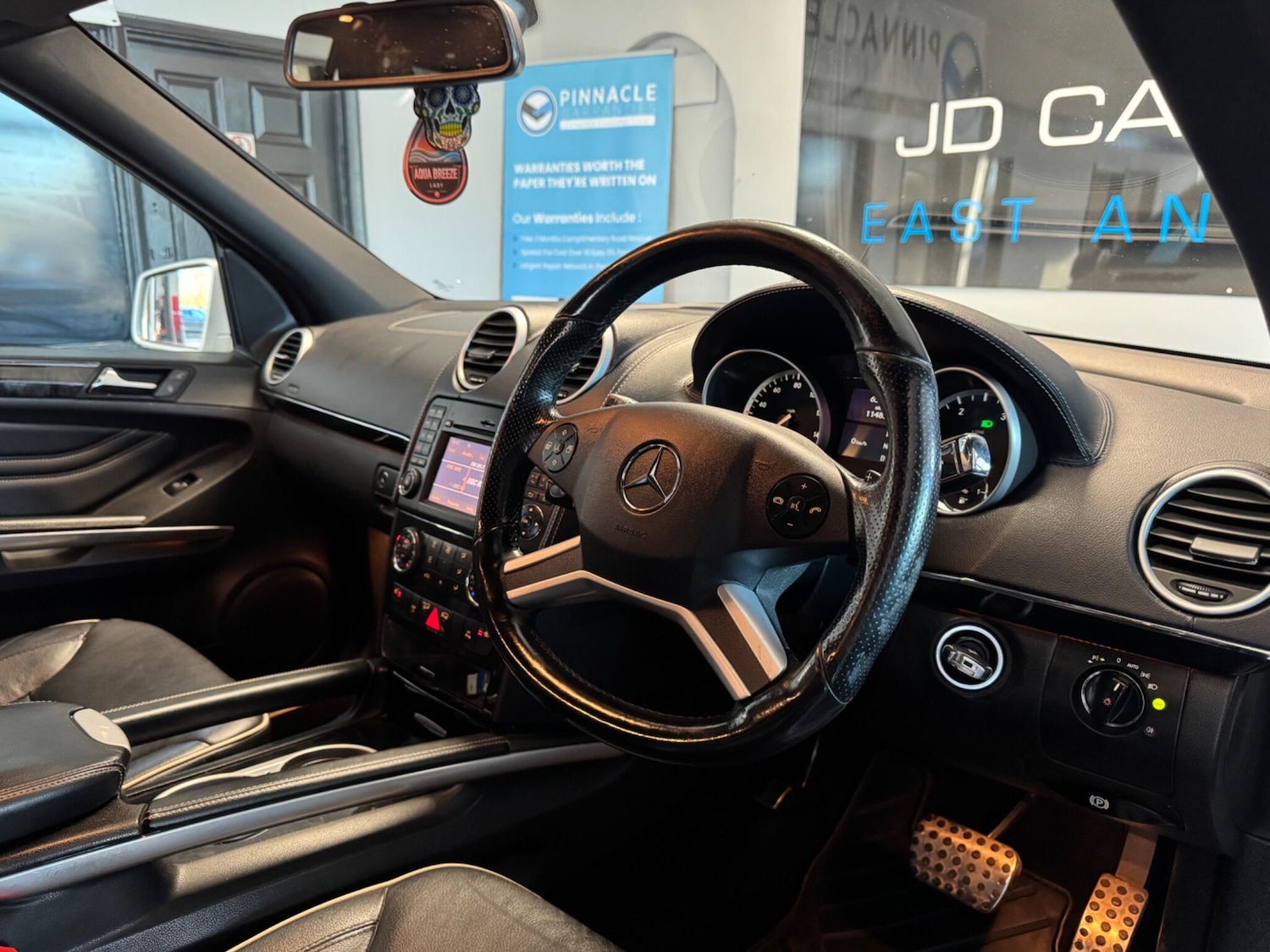 Used Mercedes-Benz M Class 2011 for sale - 77977803: Photo 15