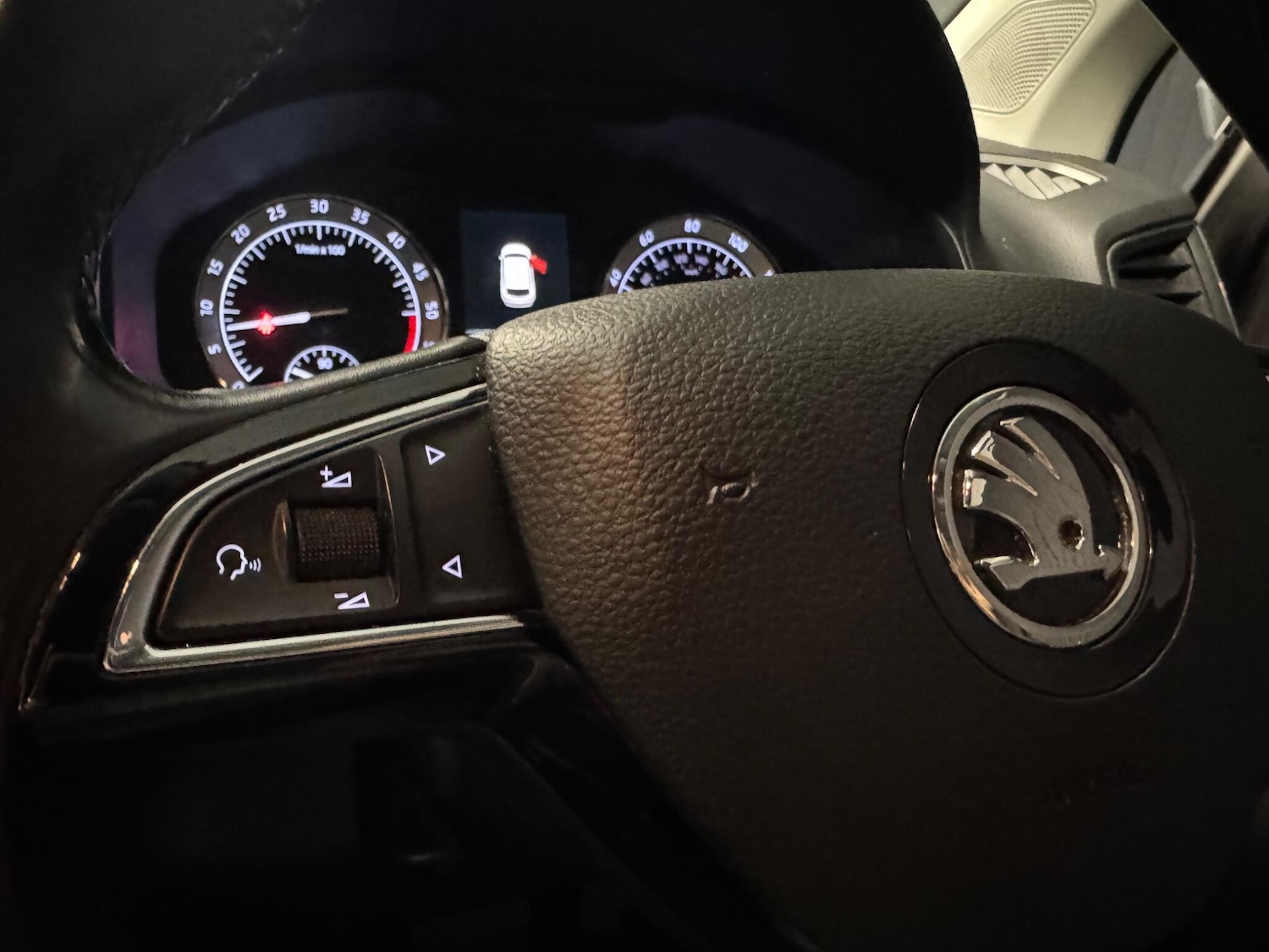 Used Skoda Karoq for sale - 77883276: Photo 32