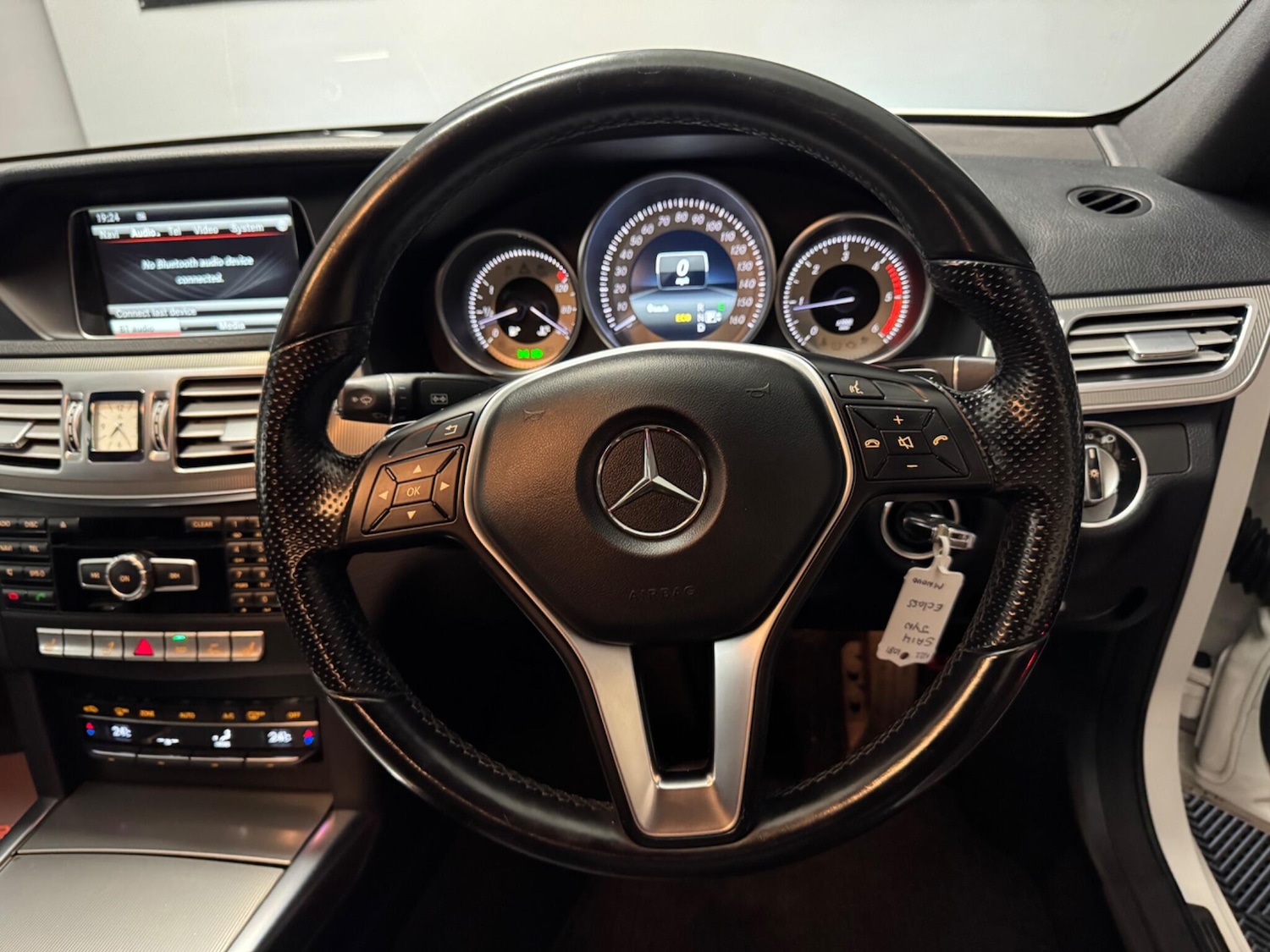 Used Mercedes-Benz E Class 2014 for sale - 76512818: Photo 18