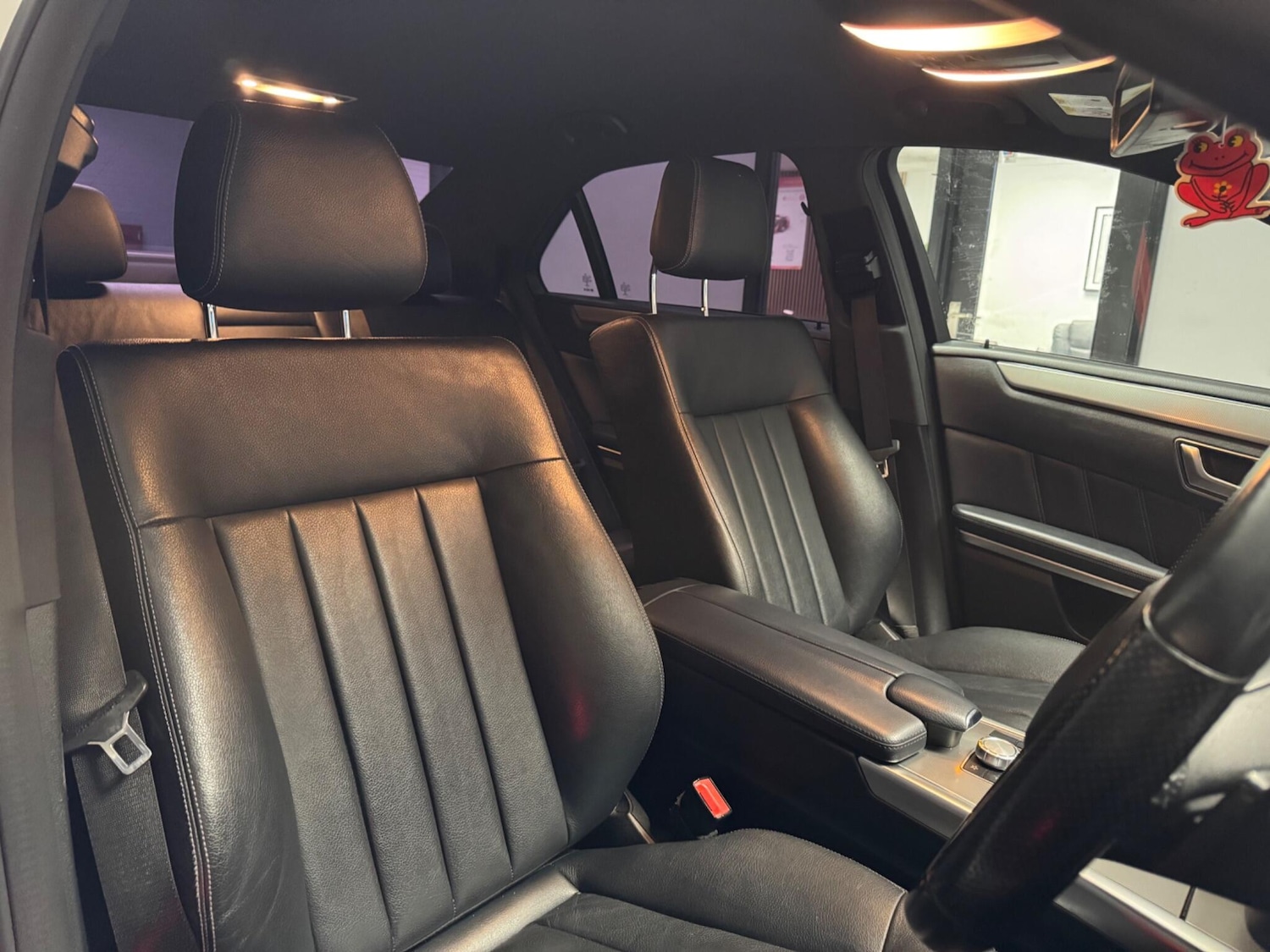 Used Mercedes-Benz E Class 2014 for sale - 76512818: Photo 24