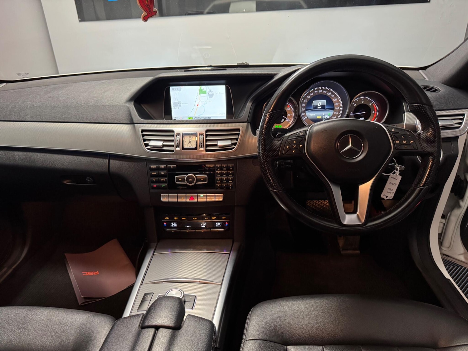 Used Mercedes-Benz E Class 2014 for sale - 76512818: Photo 26