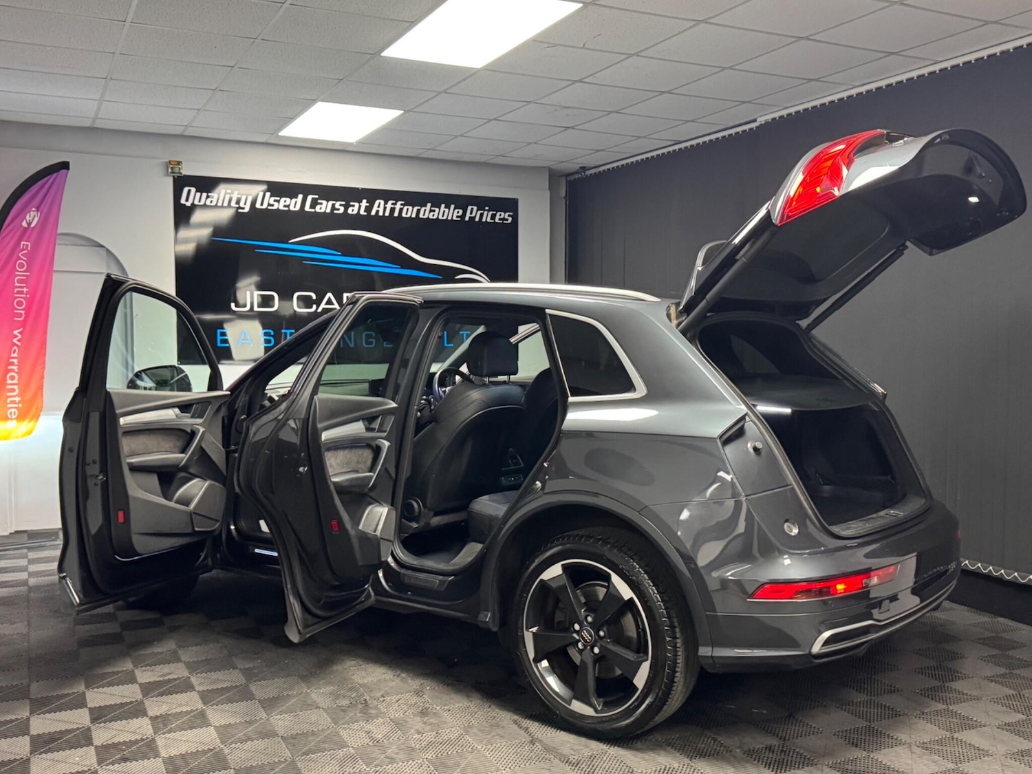 Used Audi Q5 2017 for sale - 76370713: Photo 10