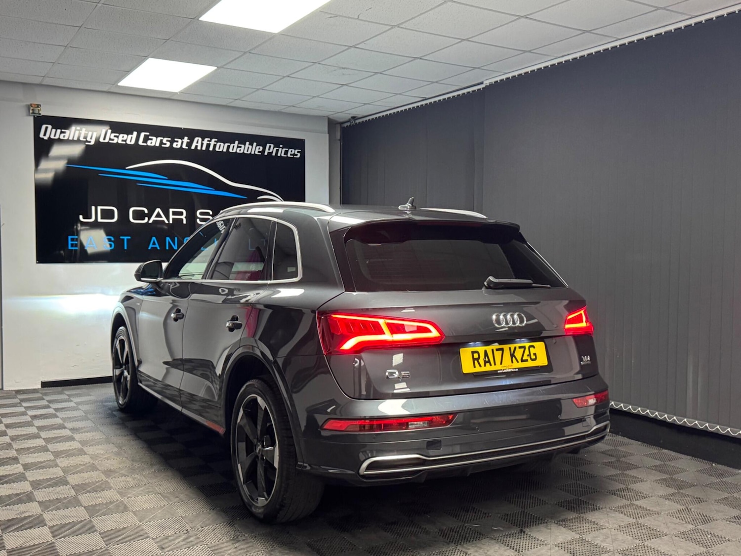 Used Audi Q5 2017 for sale - 76370713: Photo 16