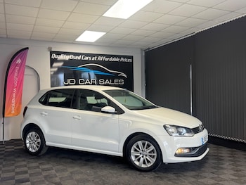 Used Volkswagen Polo 2015 for sale - 76561742: Photo