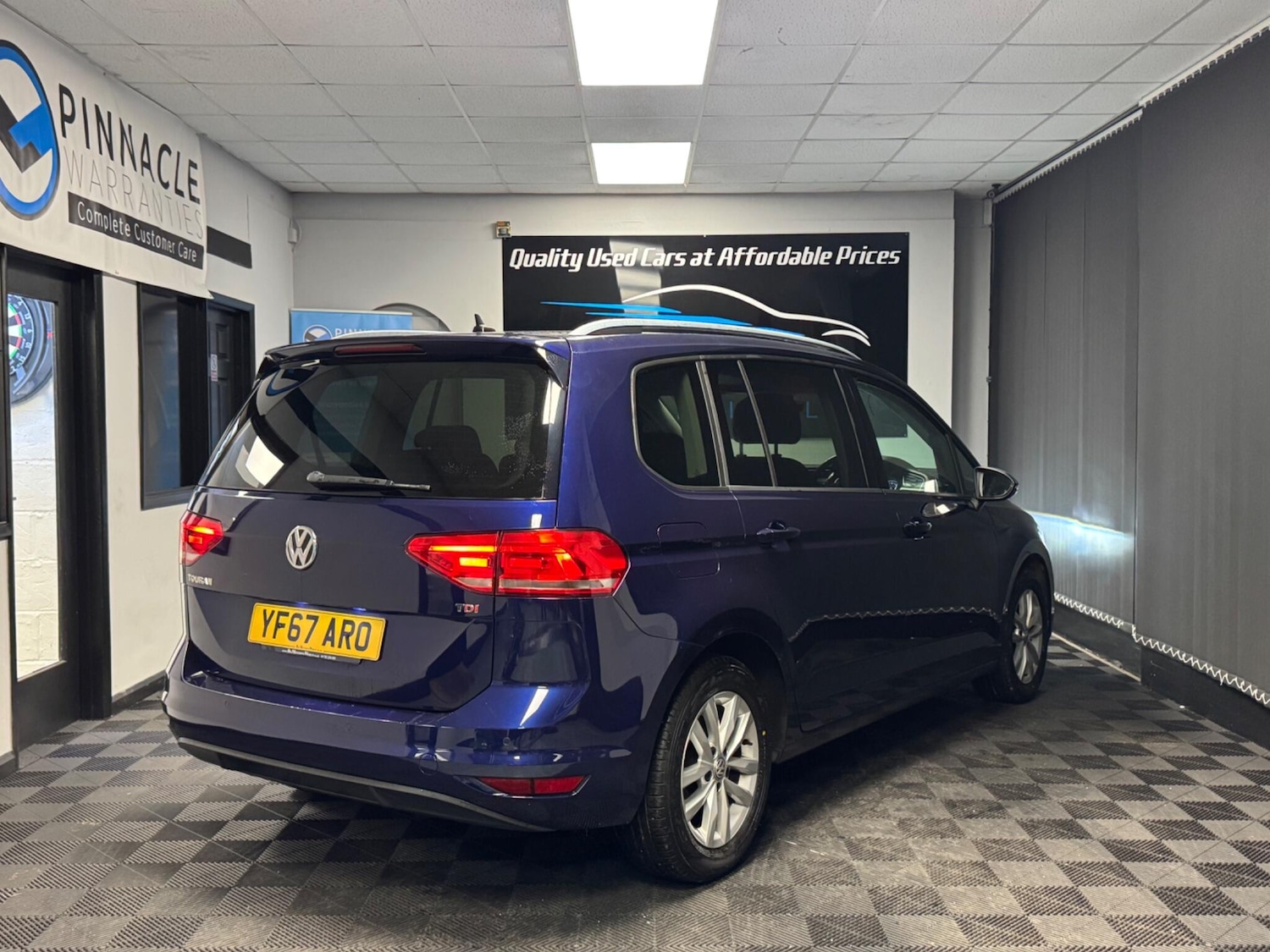 Used Volkswagen Touran 2017 for sale - 76926871: Photo 11