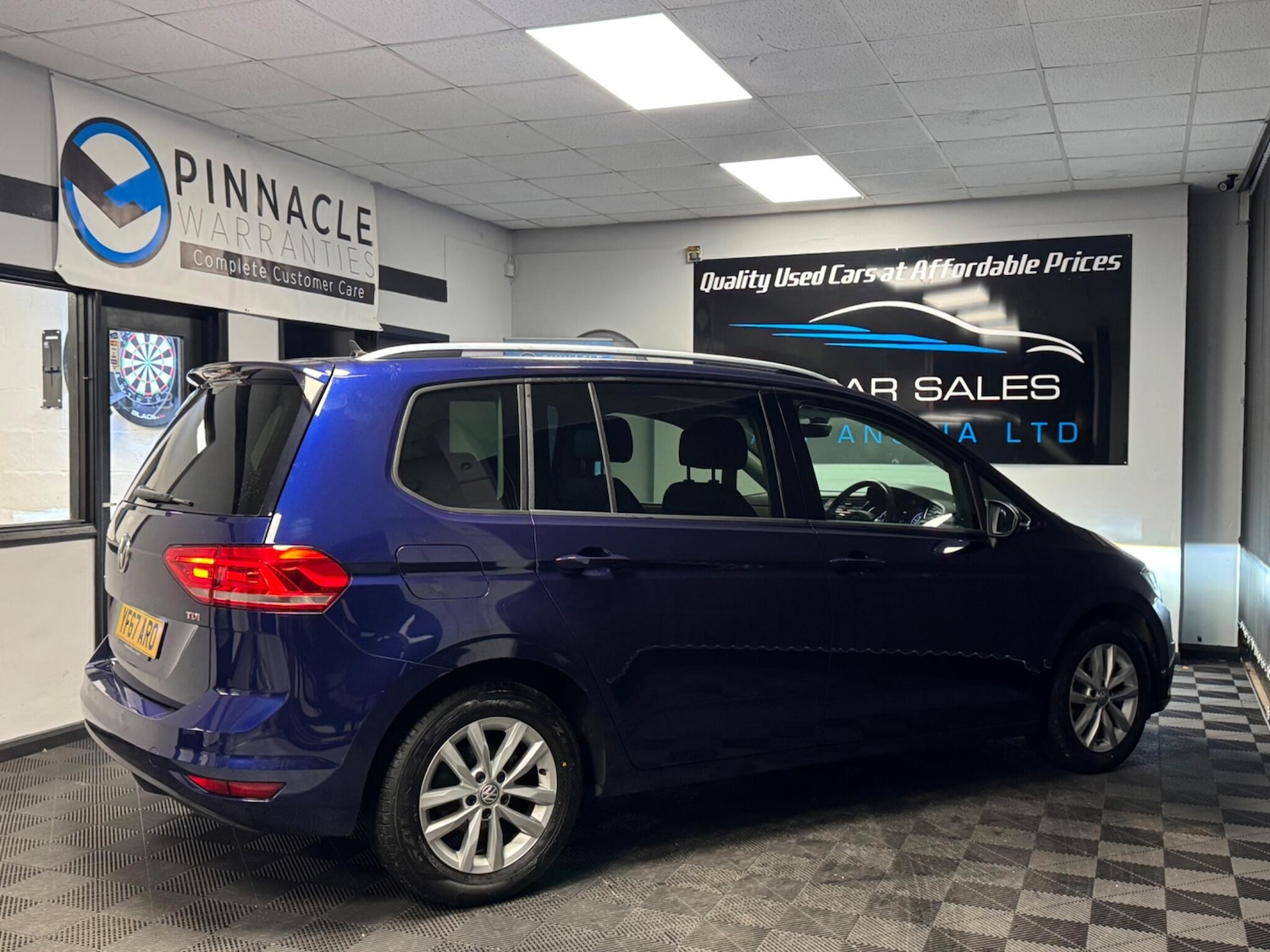 Used Volkswagen Touran 2017 for sale - 76926871: Photo 12