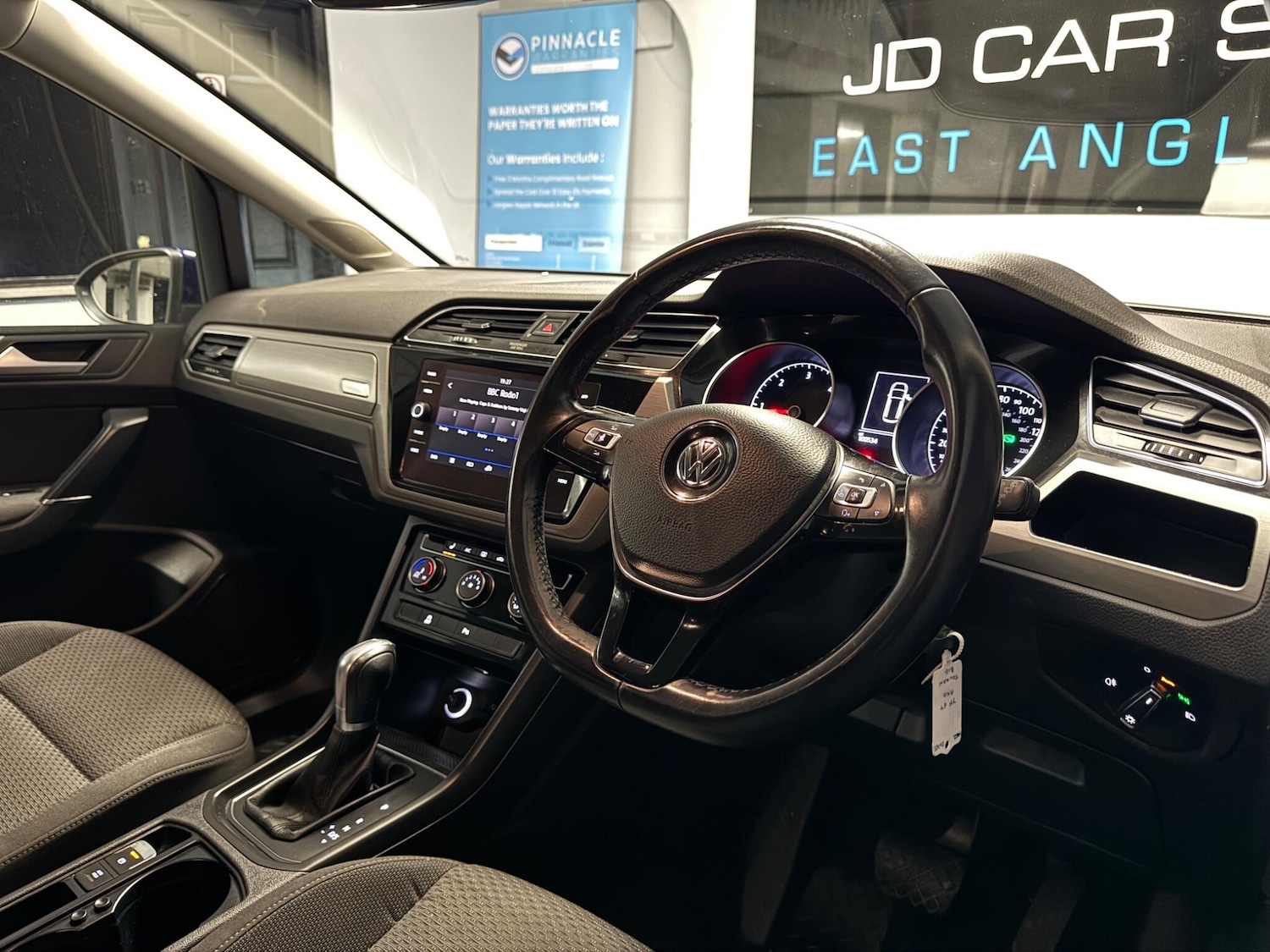 Used Volkswagen Touran 2017 for sale - 76926871: Photo 18