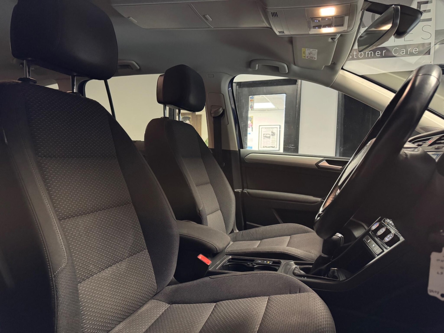 Used Volkswagen Touran 2017 for sale - 76926871: Photo 19