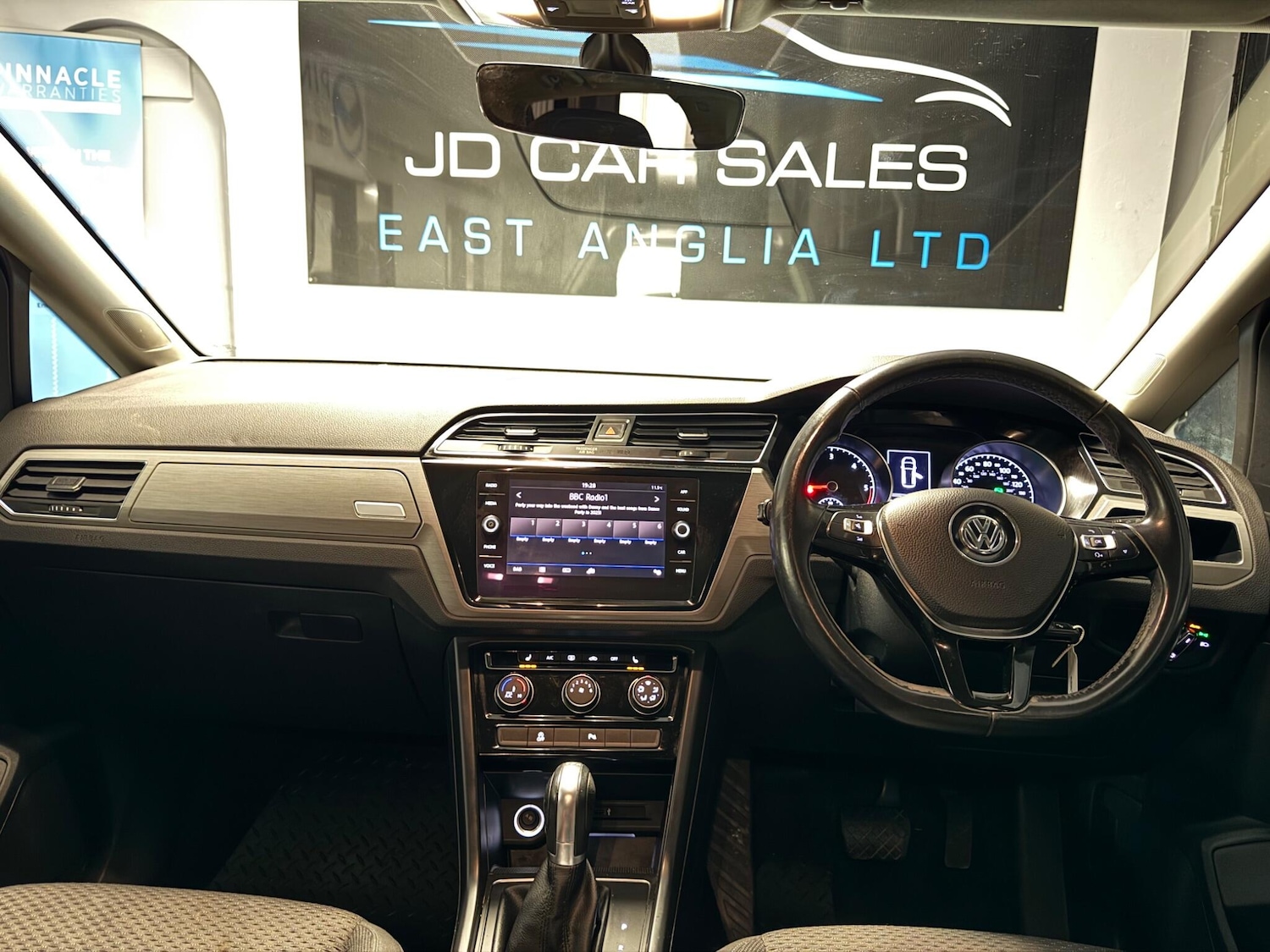 Used Volkswagen Touran 2017 for sale - 76926871: Photo 25