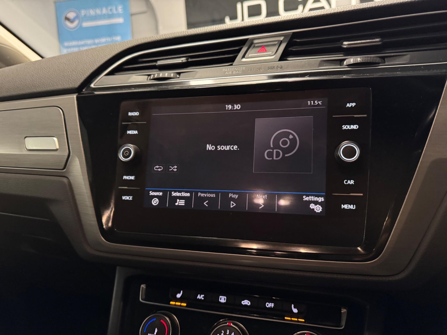 Used Volkswagen Touran 2017 for sale - 76926871: Photo 41