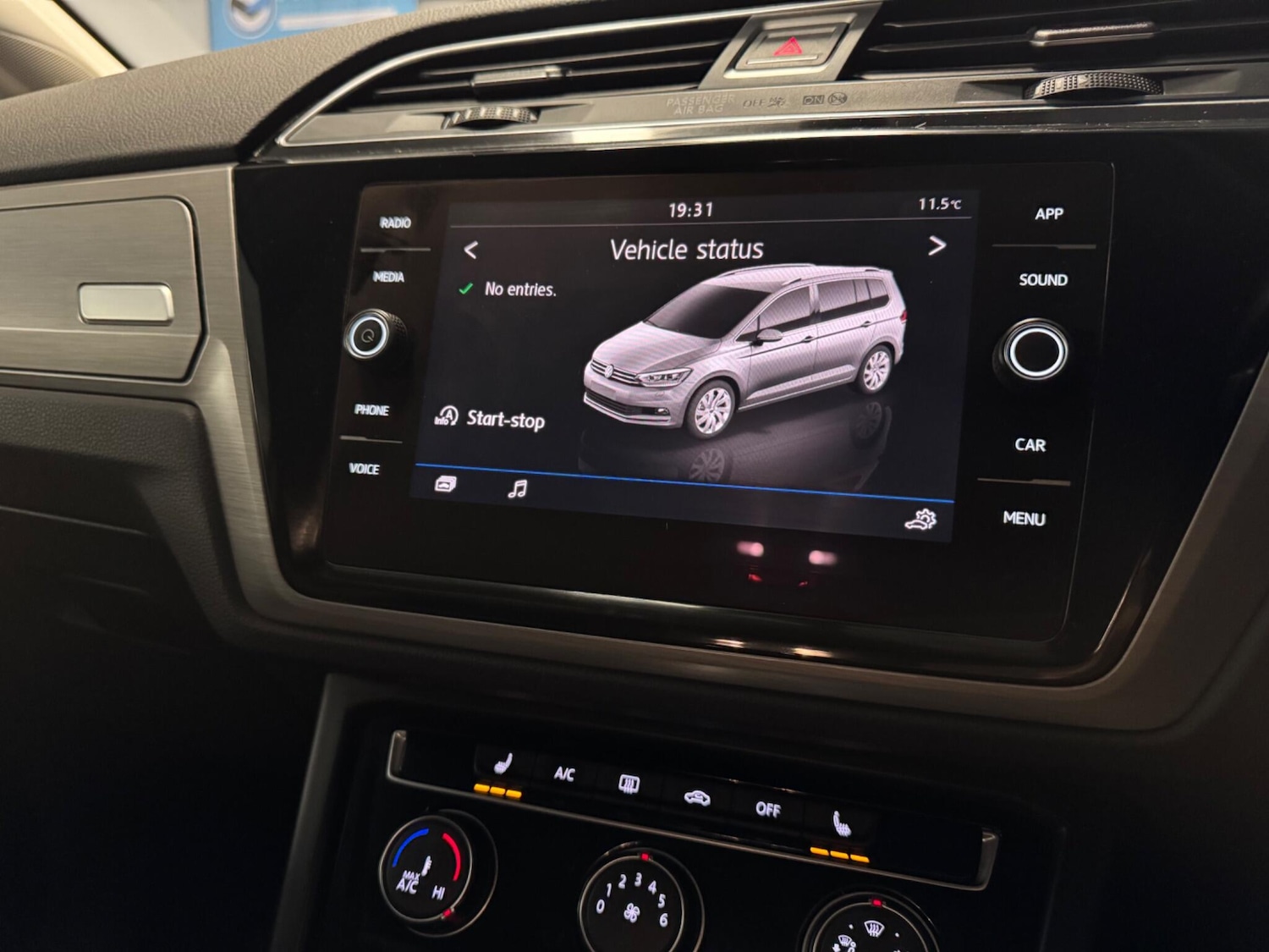 Used Volkswagen Touran 2017 for sale - 76926871: Photo 42