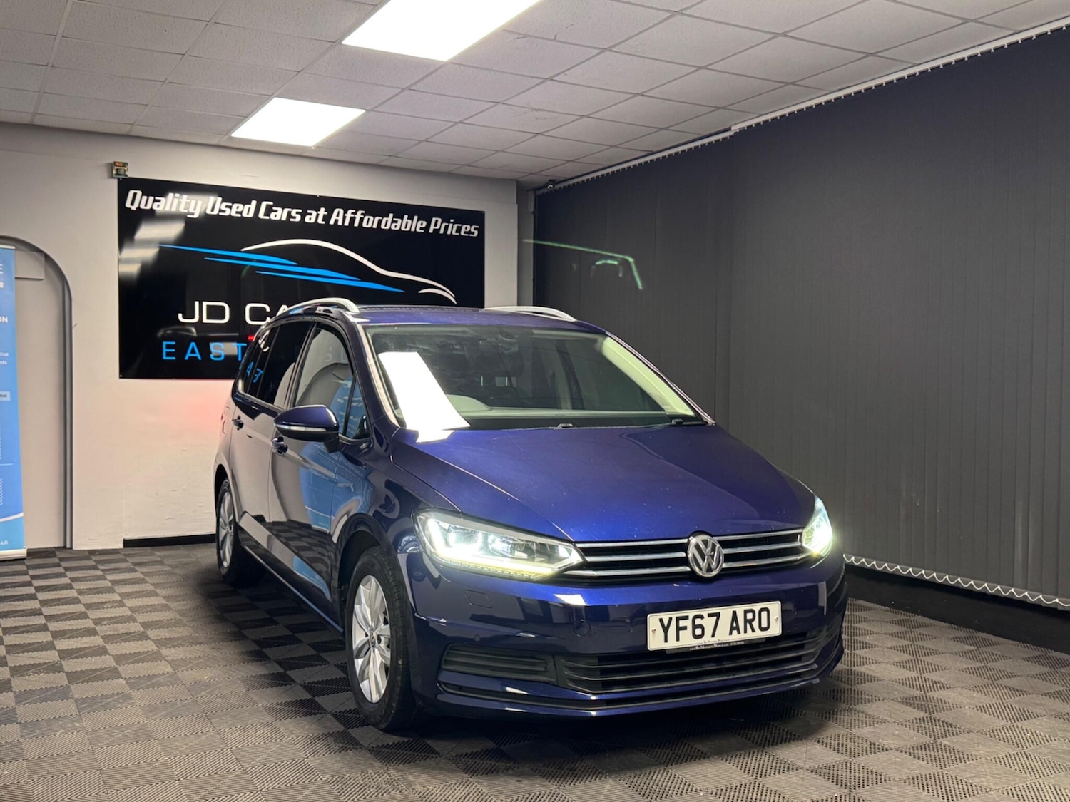 Used Volkswagen Touran 2017 for sale - 76926871: Photo 5