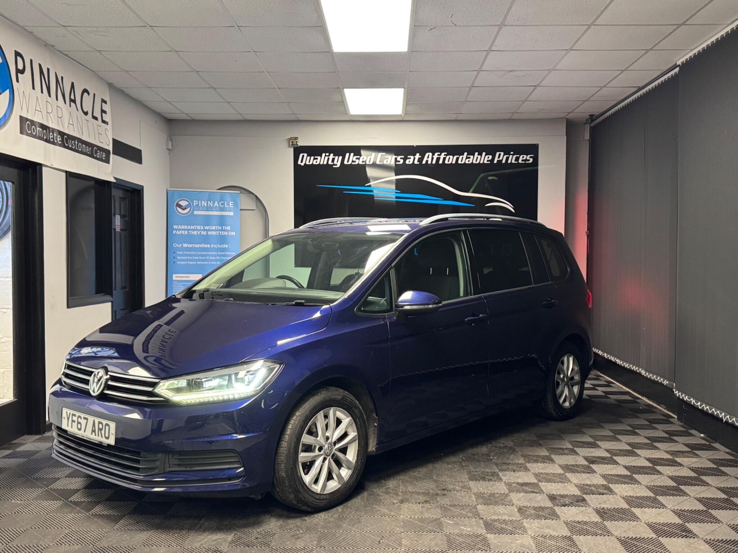 Used Volkswagen Touran 2017 for sale - 76926871: Photo 6