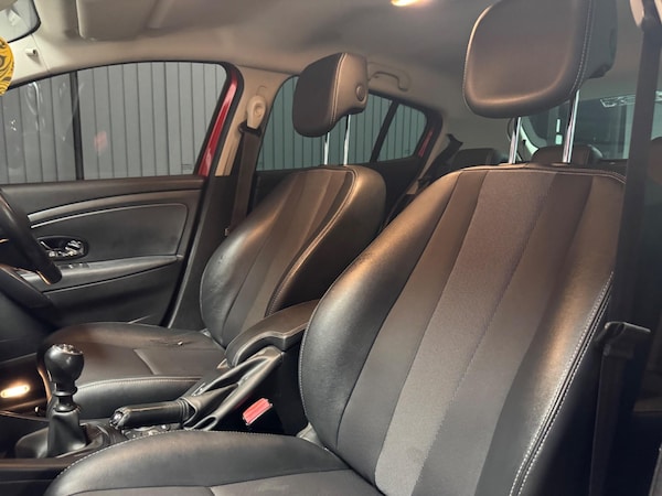Used Renault Megane 2015 for sale - 76121891: Photo 24