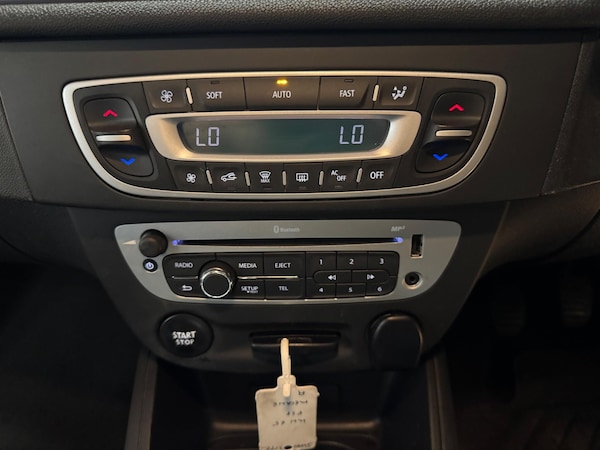 Used Renault Megane 2015 for sale - 76121891: Photo 29