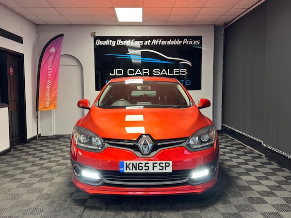 Used Renault Megane 2015 for sale - 76121891: Photo 2