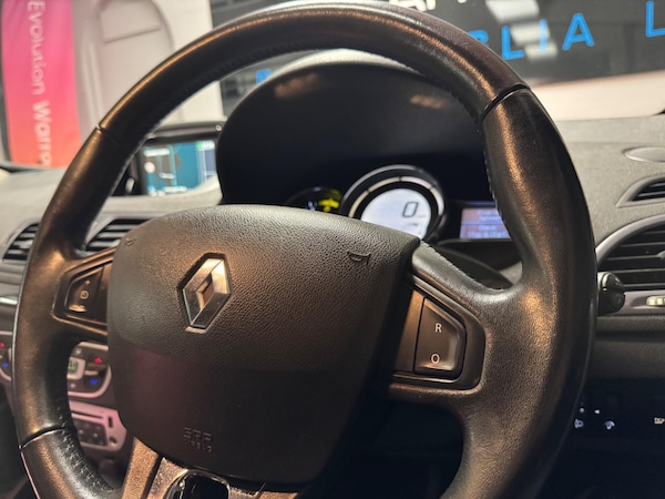 Used Renault Megane 2015 for sale - 76121891: Photo 35