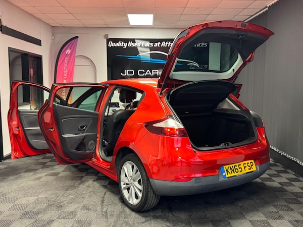 Used Renault Megane 2015 for sale - 76121891: Photo 9
