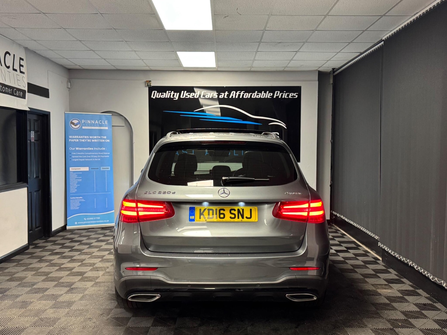 Used Mercedes-Benz GLC 2016 for sale - 76743255: Photo 15