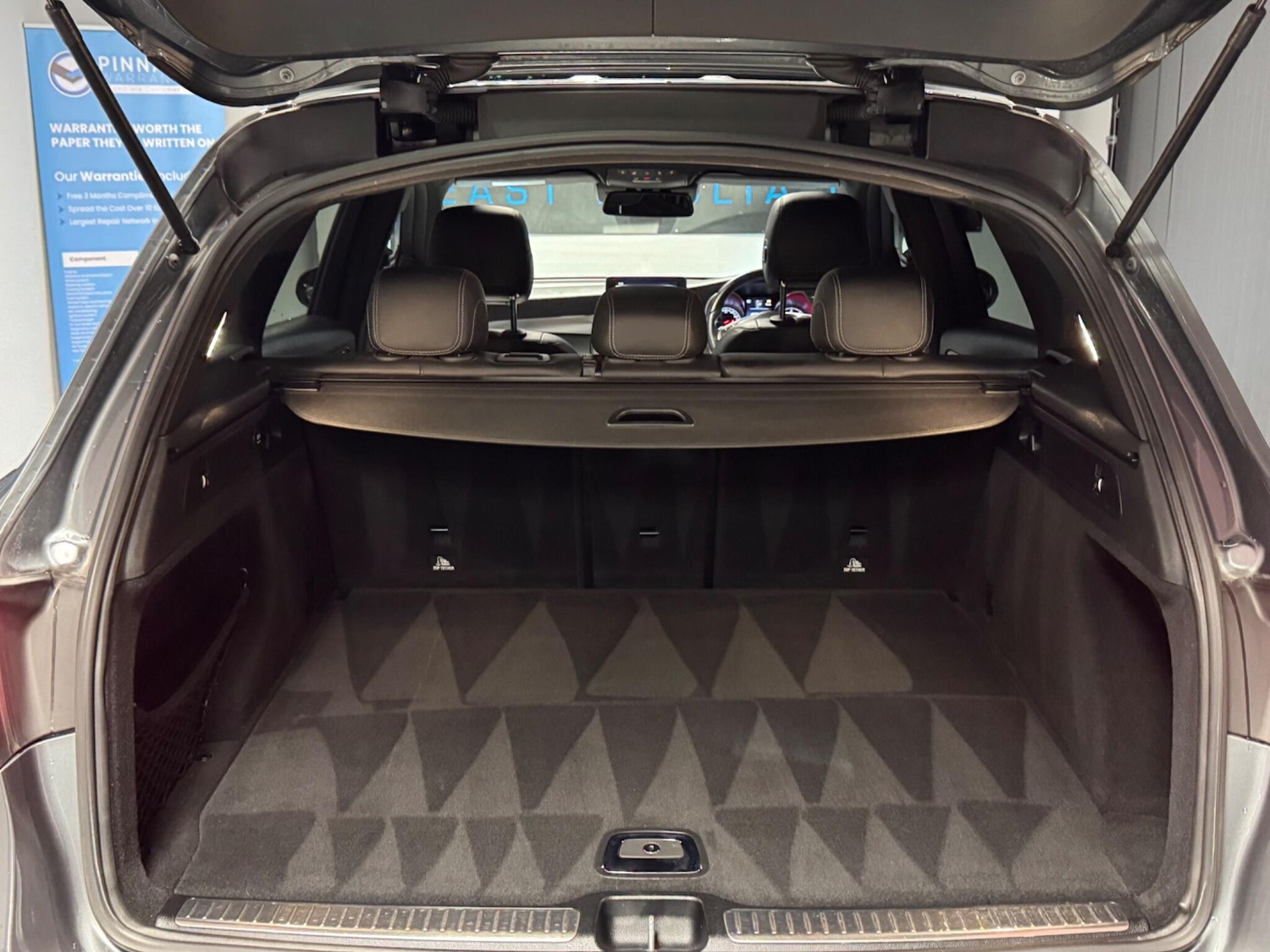 Used Mercedes-Benz GLC 2016 for sale - 76743255: Photo 17