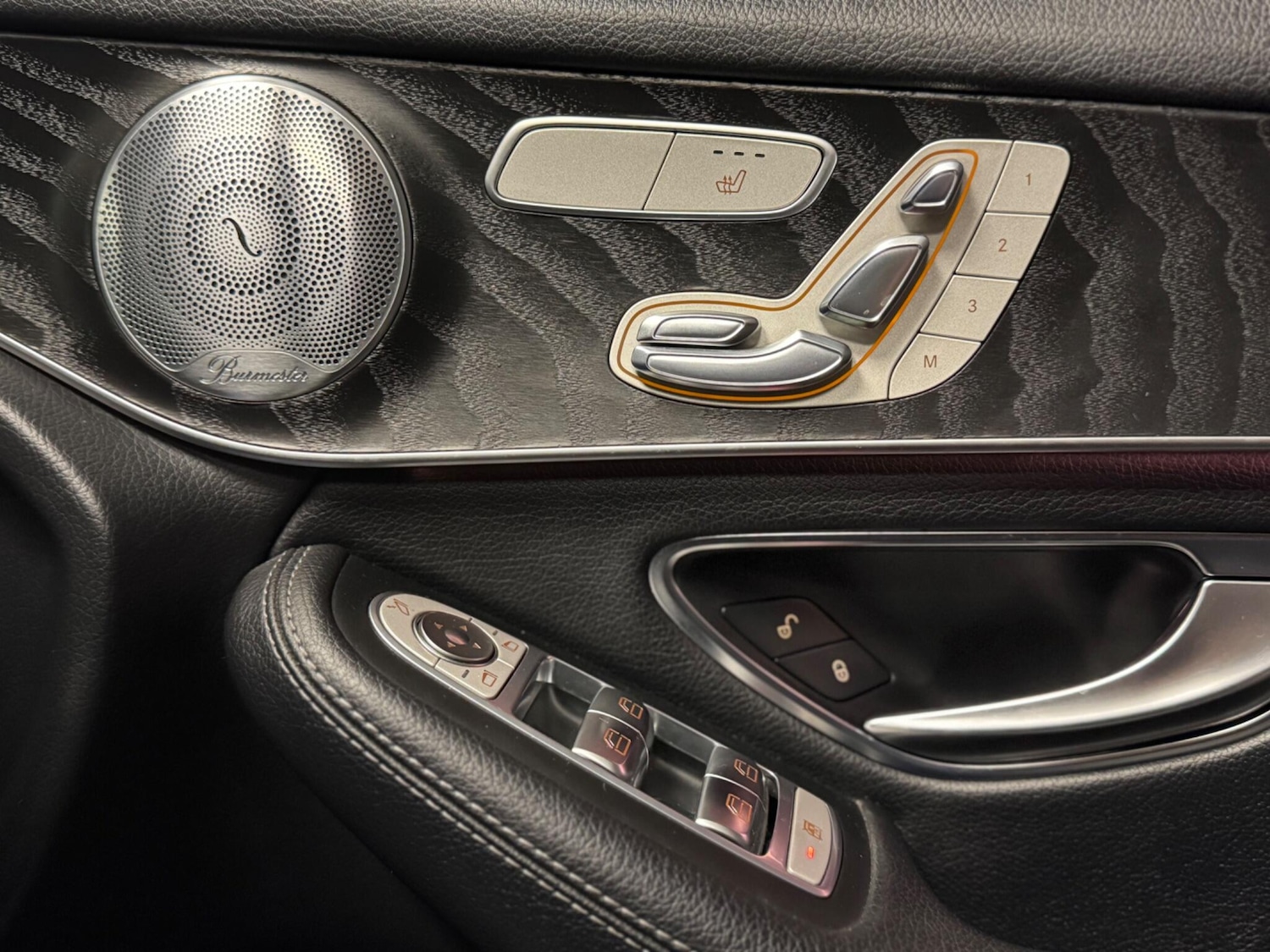 Used Mercedes-Benz GLC 2016 for sale - 76743255: Photo 20