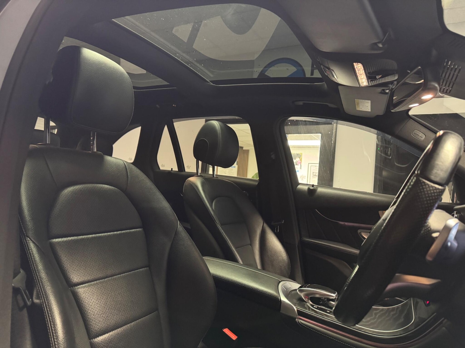 Used Mercedes-Benz GLC 2016 for sale - 76743255: Photo 22