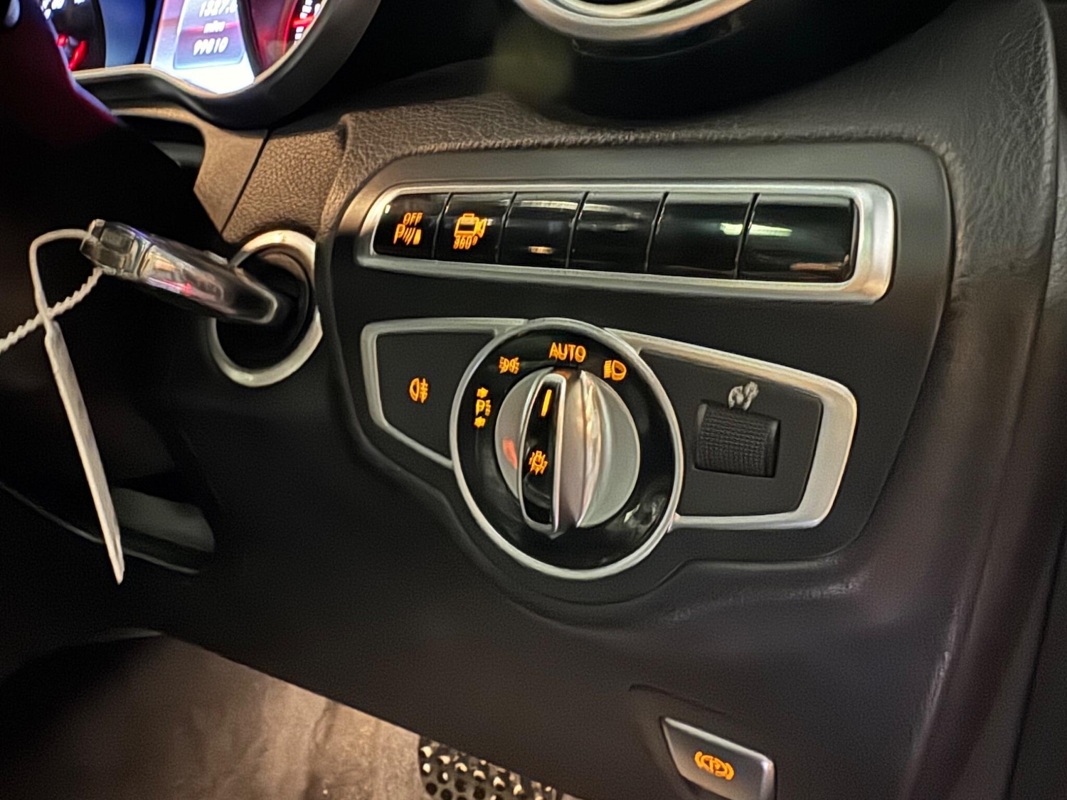 Used Mercedes-Benz GLC 2016 for sale - 76743255: Photo 25