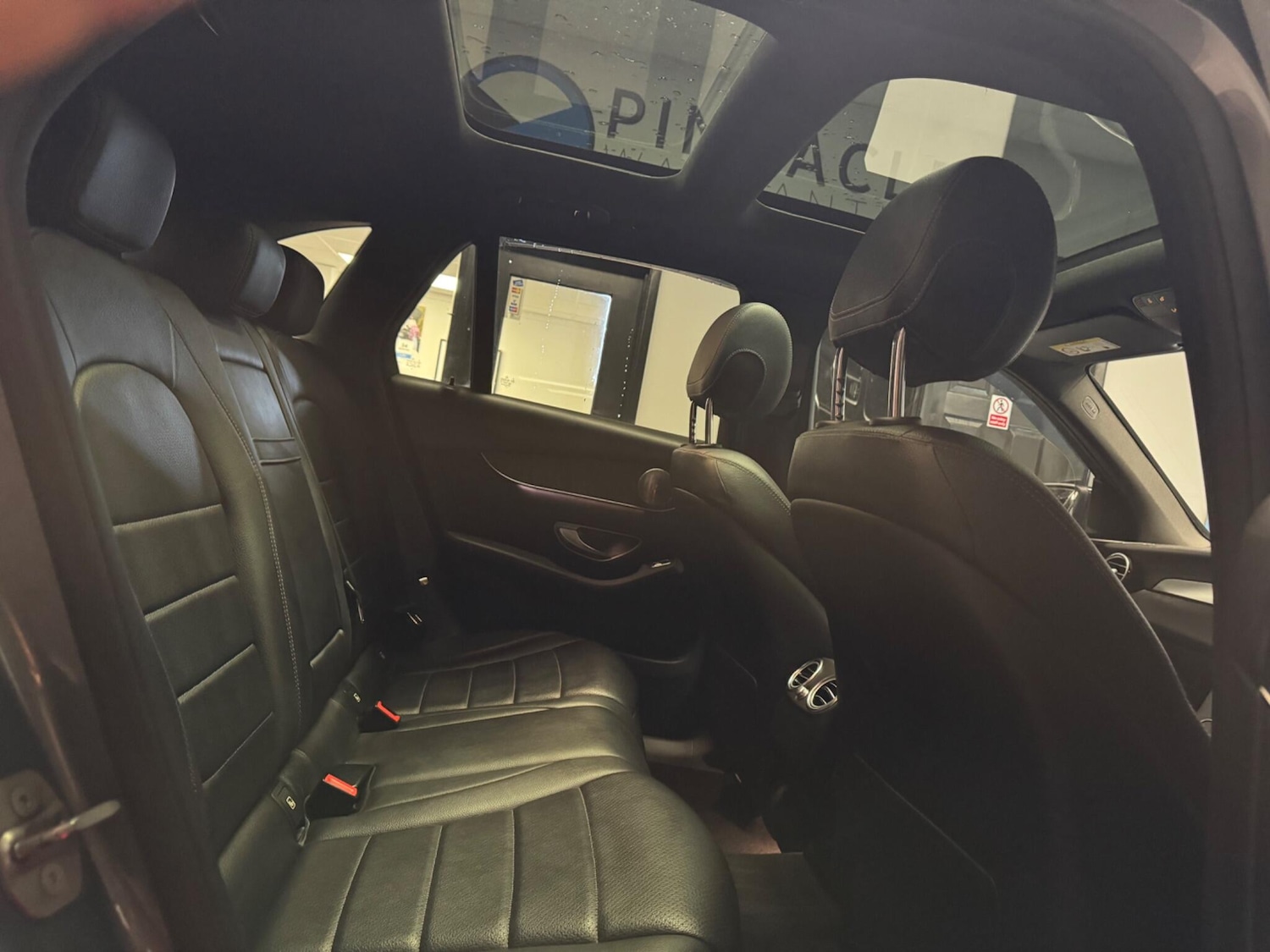 Used Mercedes-Benz GLC 2016 for sale - 76743255: Photo 27