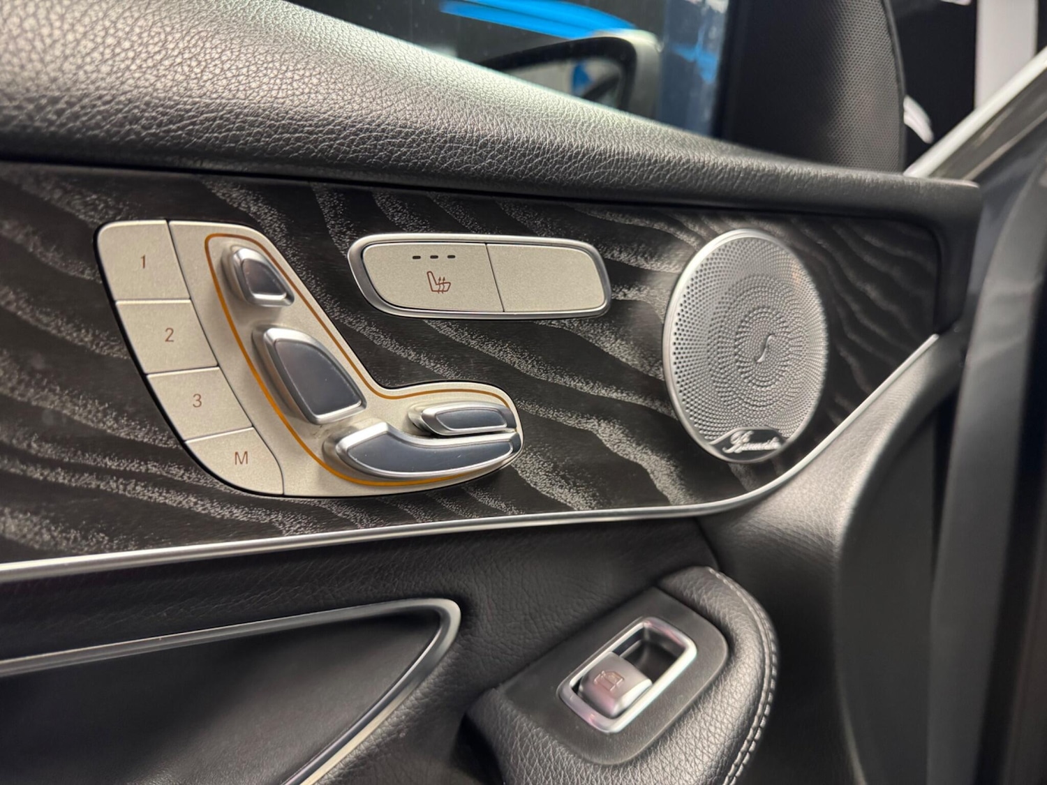 Used Mercedes-Benz GLC 2016 for sale - 76743255: Photo 33