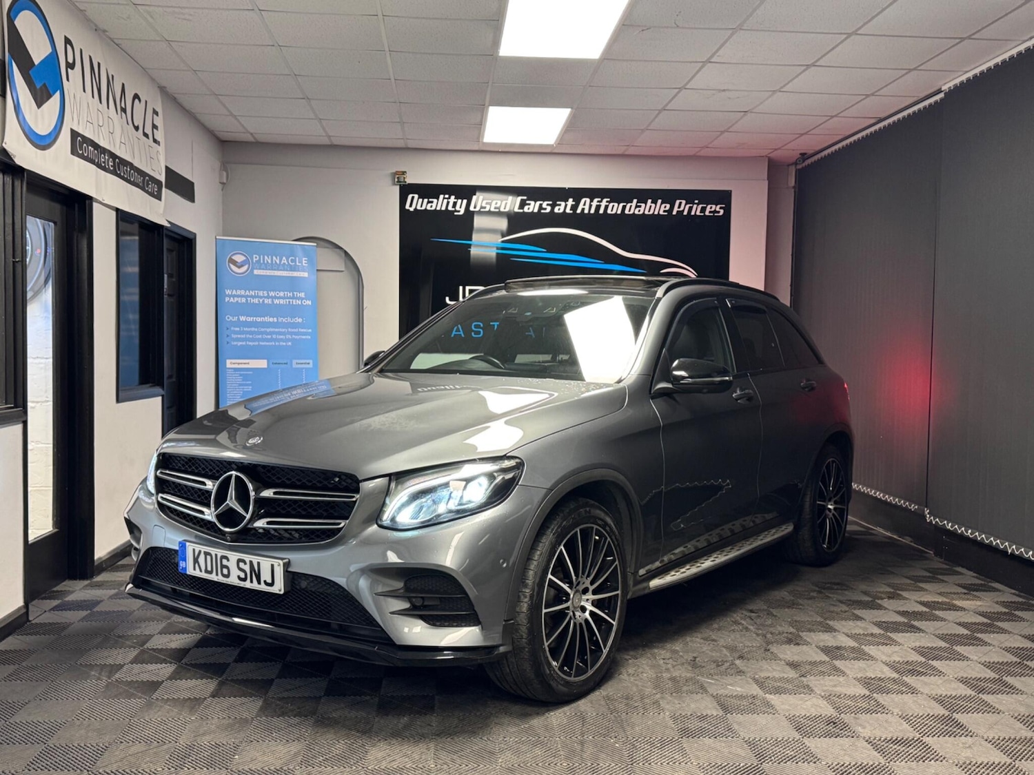 Used Mercedes-Benz GLC 2016 for sale - 76743255: Photo 6