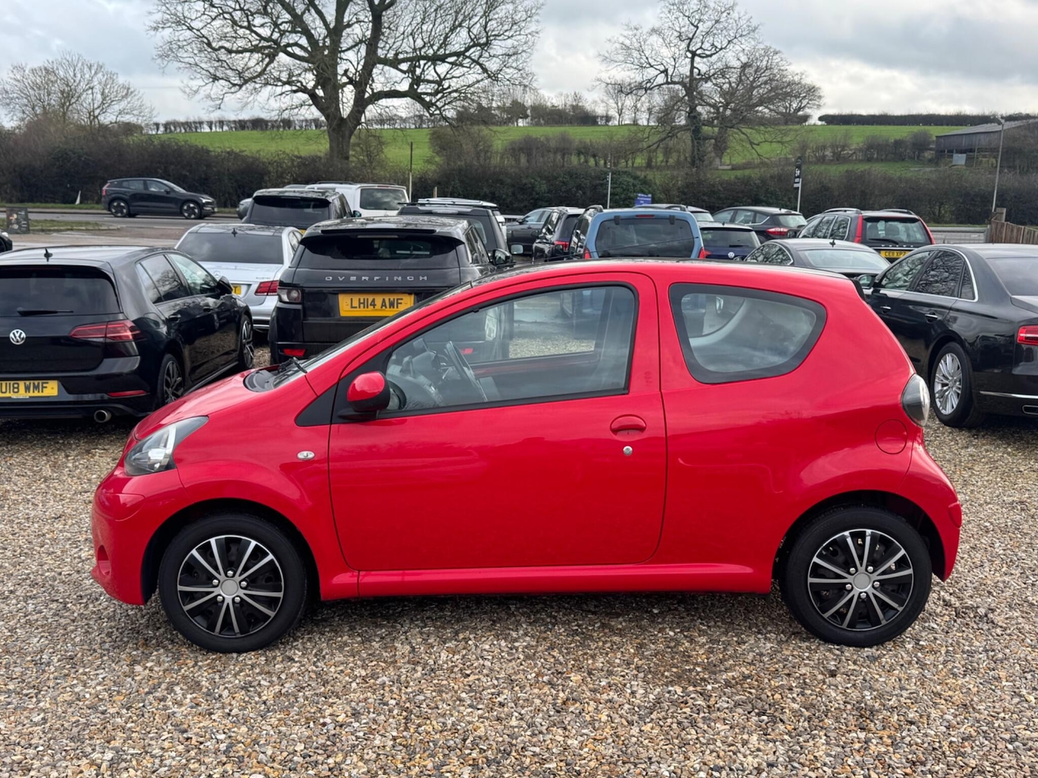 Used Toyota AYGO 2014 for sale - 76592476: Photo 6