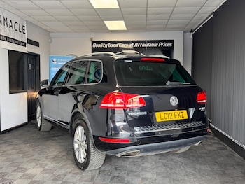 Used Volkswagen Touareg 2012 for sale - 78135476: Photo