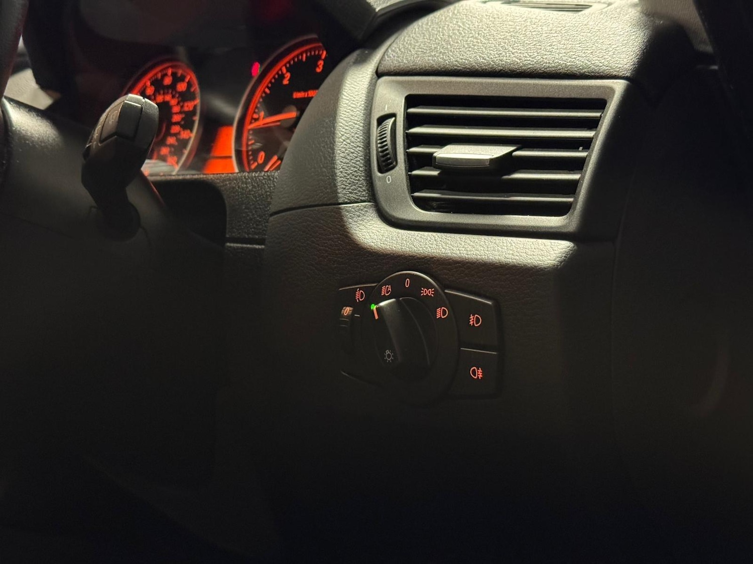 Used BMW X1 2012 for sale - 77625888: Photo 24