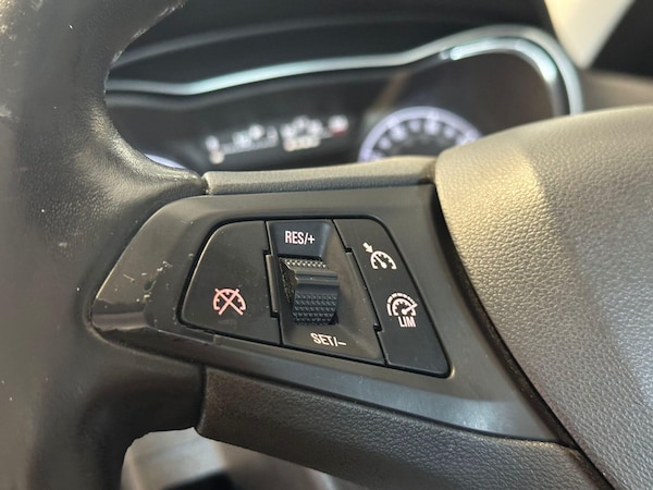Used Vauxhall Corsa 2017 for sale - 76121615: Photo 31