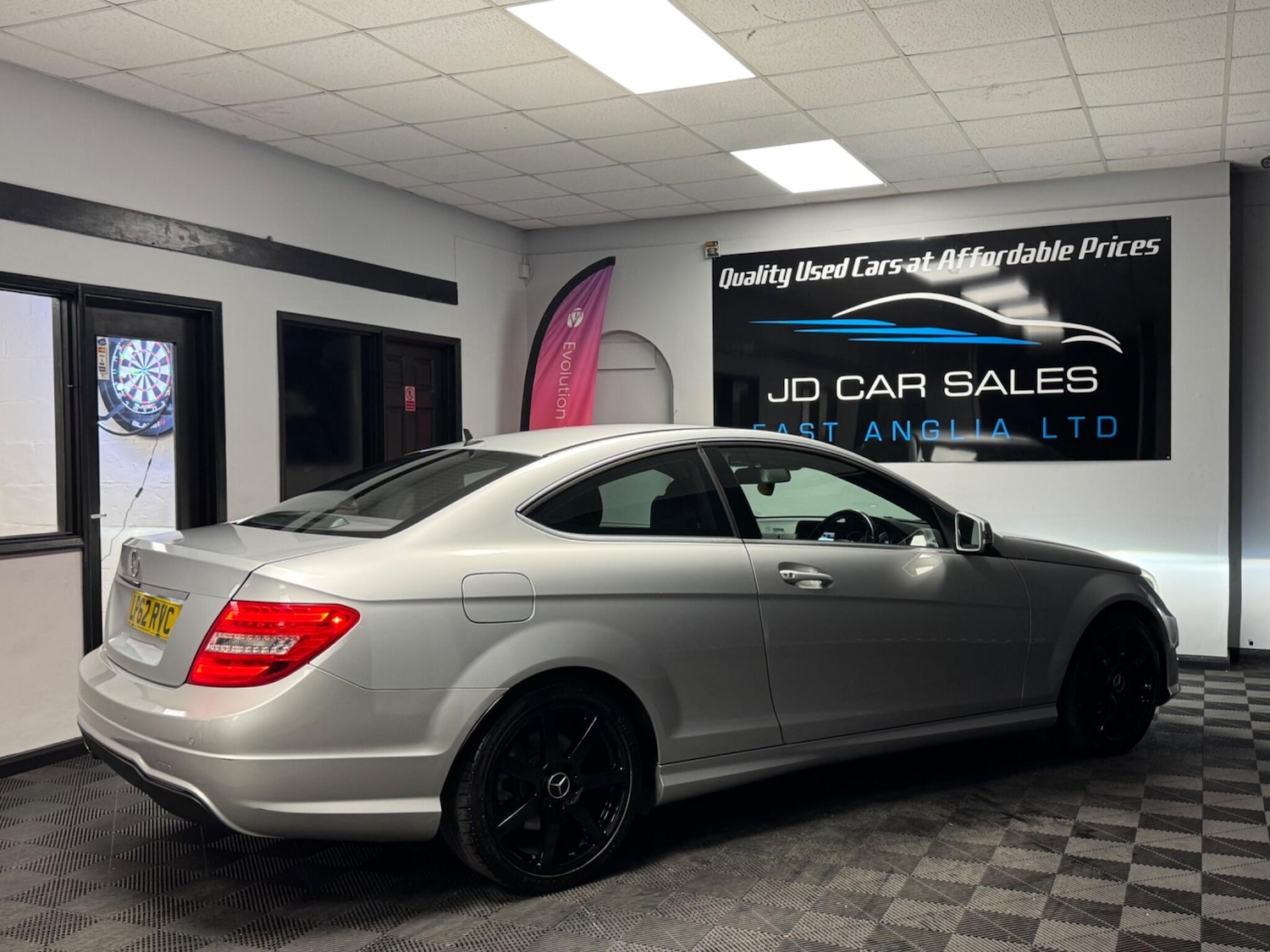 Used Mercedes-Benz C Class 2013 for sale - 76484357: Photo 11