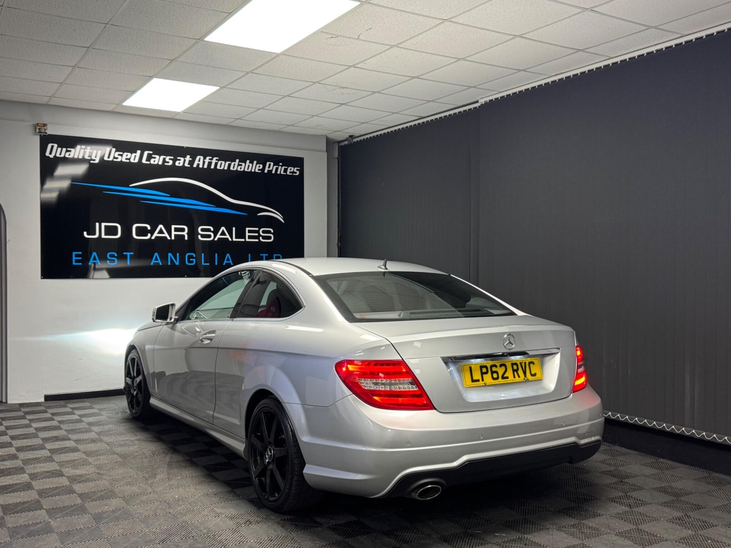 Used Mercedes-Benz C Class 2013 for sale - 76484357: Photo 15