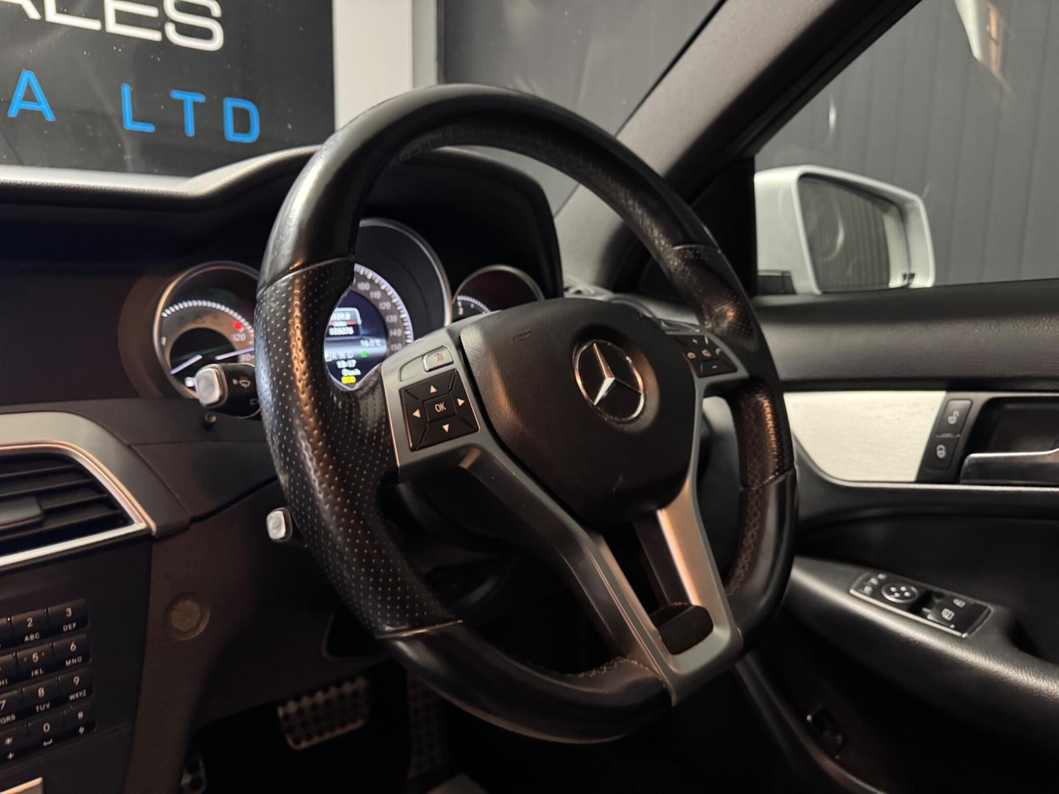 Used Mercedes-Benz C Class 2013 for sale - 76484357: Photo 25