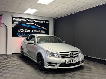 Used Mercedes-Benz C Class 2013 for sale - 76484357: Photo