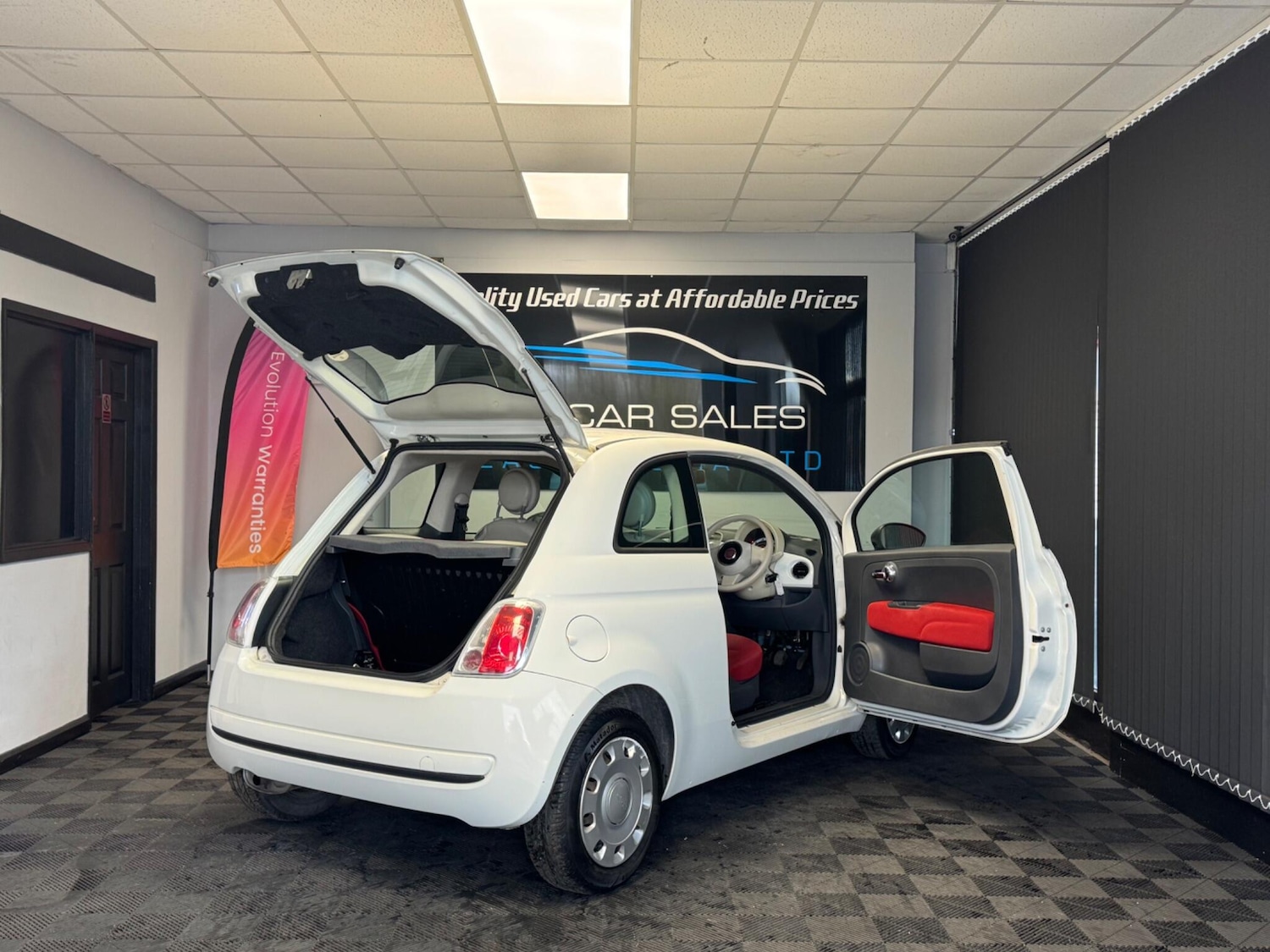 Used Fiat 500 2010 for sale - 76994109: Photo 11