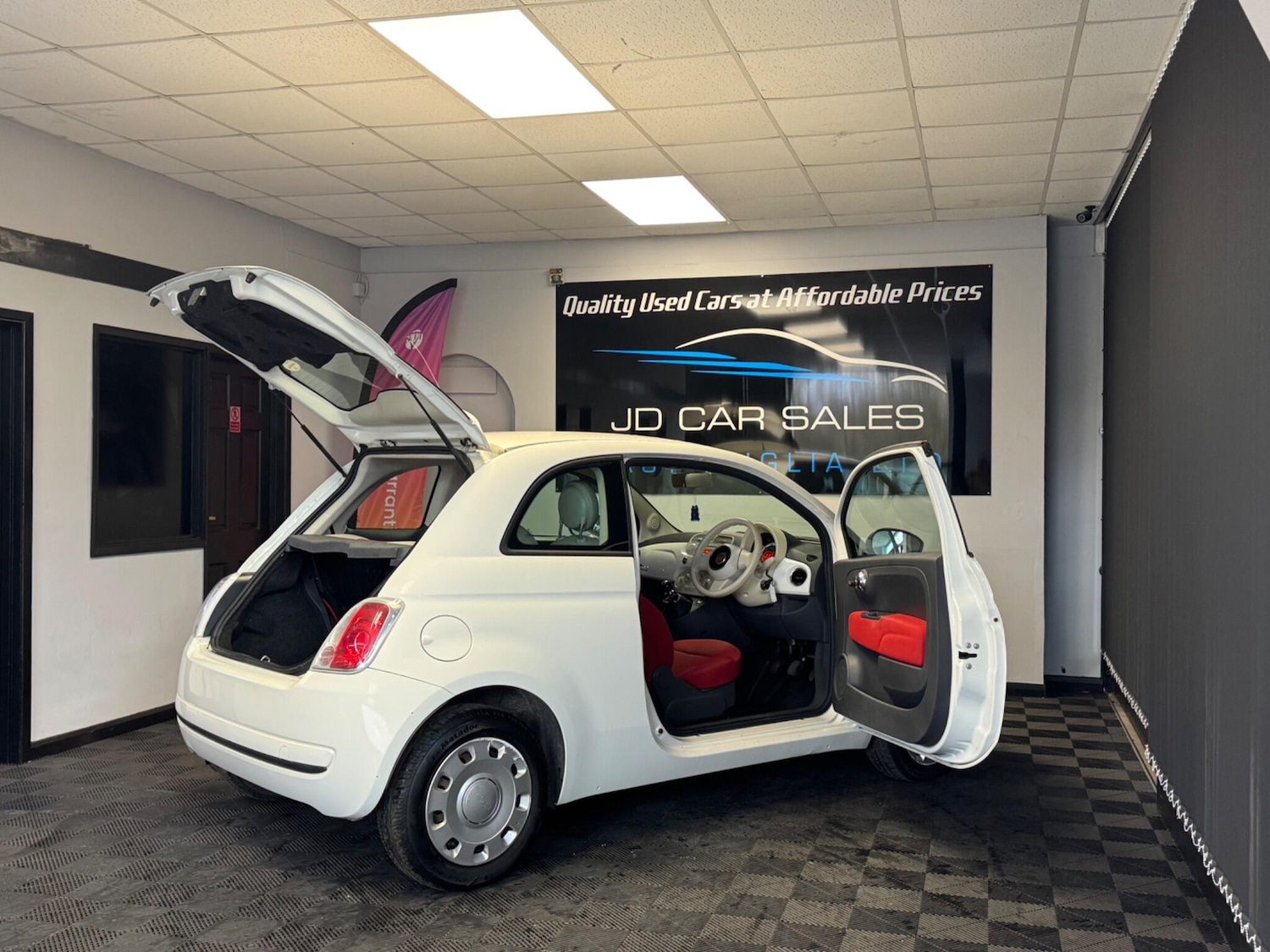 Used Fiat 500 2010 for sale - 76994109: Photo 14