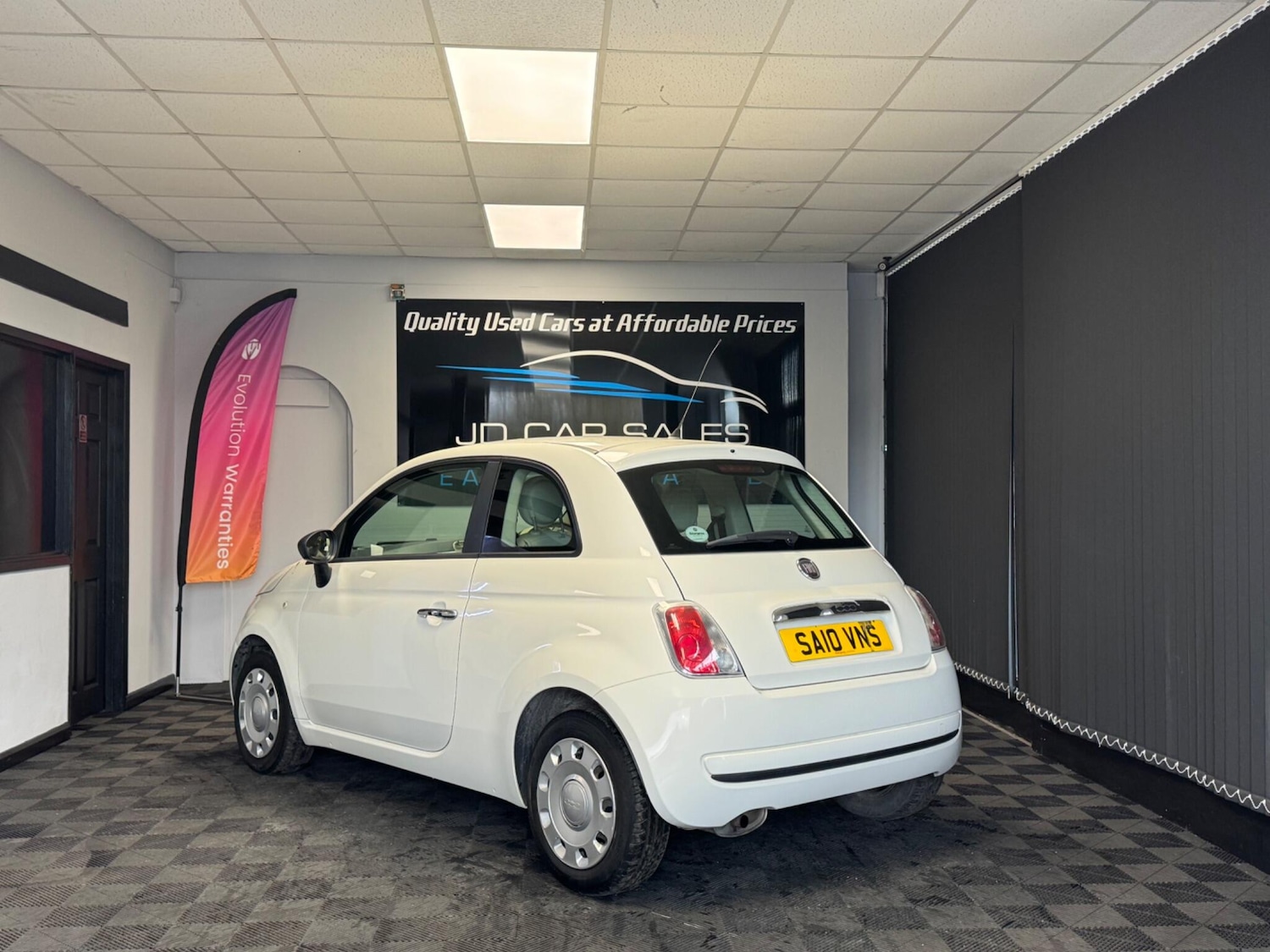Used Fiat 500 2010 for sale - 76994109: Photo 3