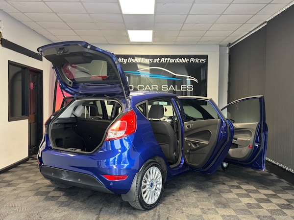 Used Ford Fiesta 2015 for sale - 76314351: Photo 13